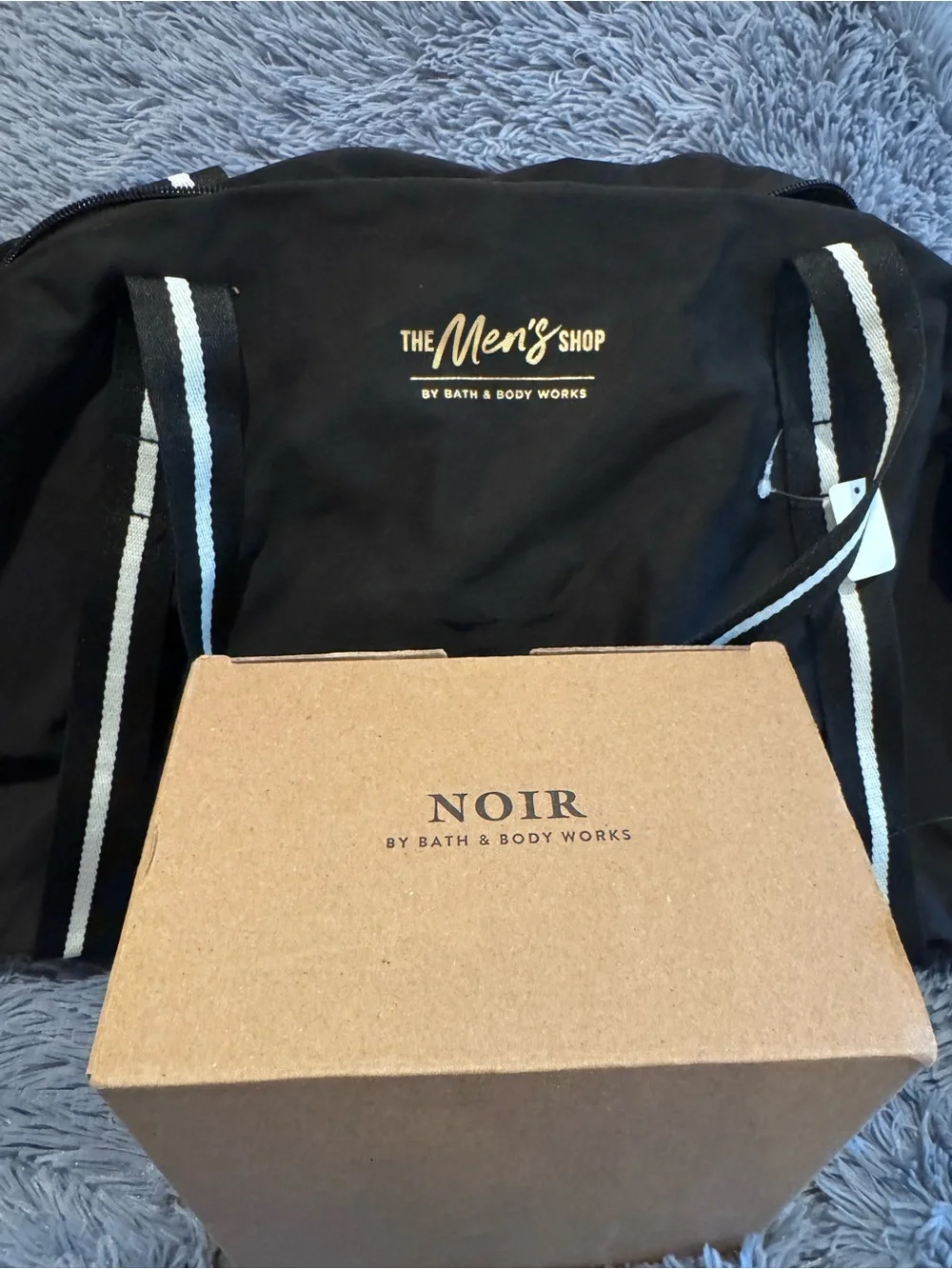 ALL NEW 7 Piece Men's Shop NOIR Duffle Bag Set Bath & Body Works 3 Wick Candle +